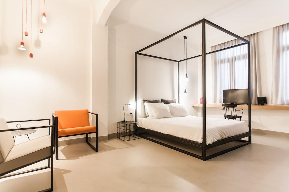 Monastiraki Suites By Livin Urbban アテネ エクステリア 写真